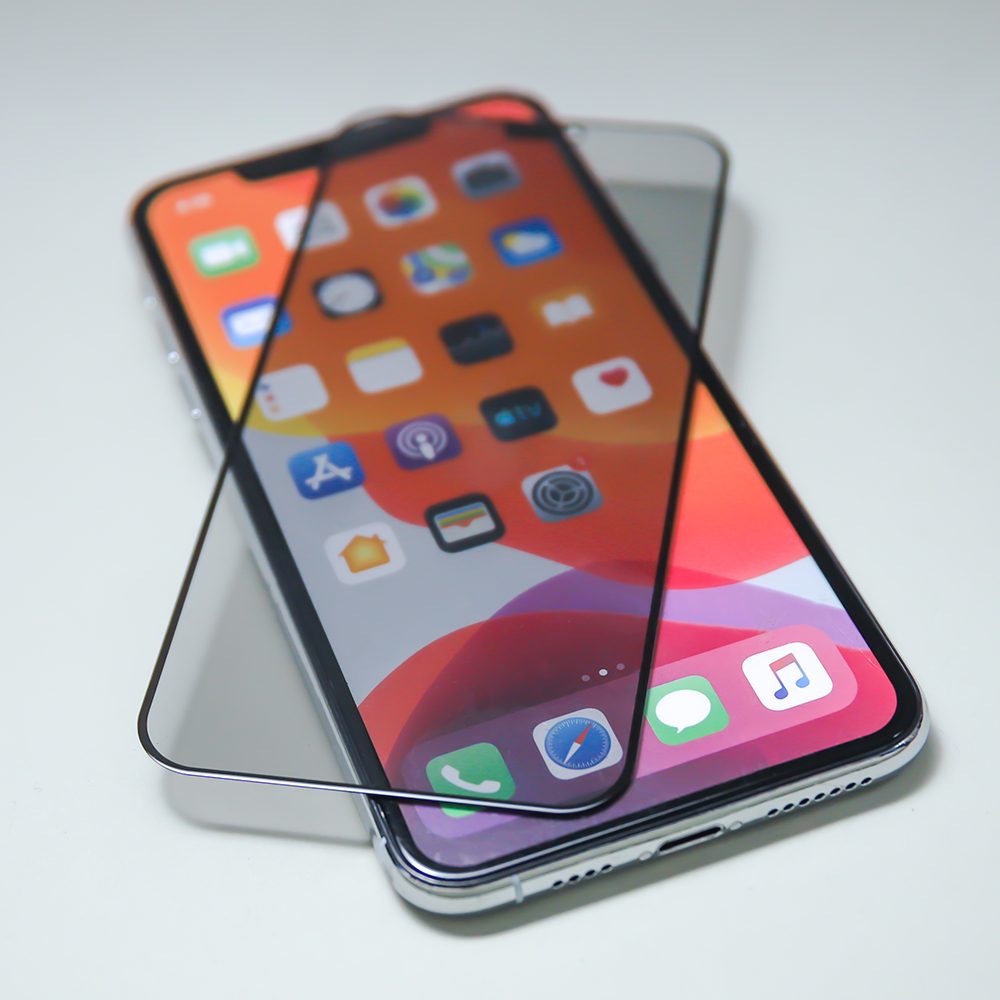 apple-iphone-7-iphone-8-iphone-se-2020-iphone-se-2022-privacy-betekintes-szog-csokkentett-uvegfolia-atlatszo-fekete-per_3.jpg